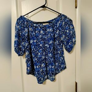 Abercrombie & Fitch girls shirt size medium blue white floral